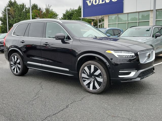 2025 Volvo XC90 Plug-In Hybrid Plus