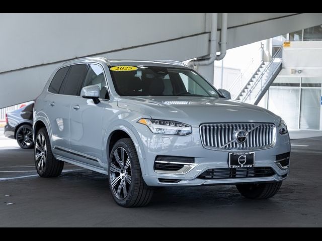 2025 Volvo XC90 Plug-In Hybrid Plus