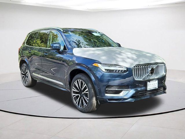 2025 Volvo XC90 Plug-In Hybrid Plus