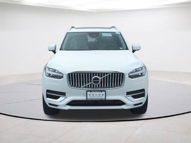 2025 Volvo XC90 Plug-In Hybrid Plus