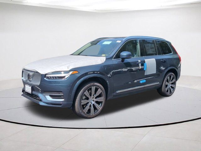 2025 Volvo XC90 Plug-In Hybrid Plus