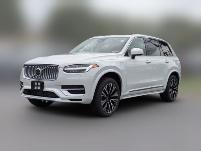 2025 Volvo XC90 Plug-In Hybrid Plus