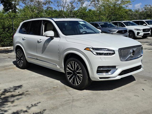 2025 Volvo XC90 Plug-In Hybrid Plus