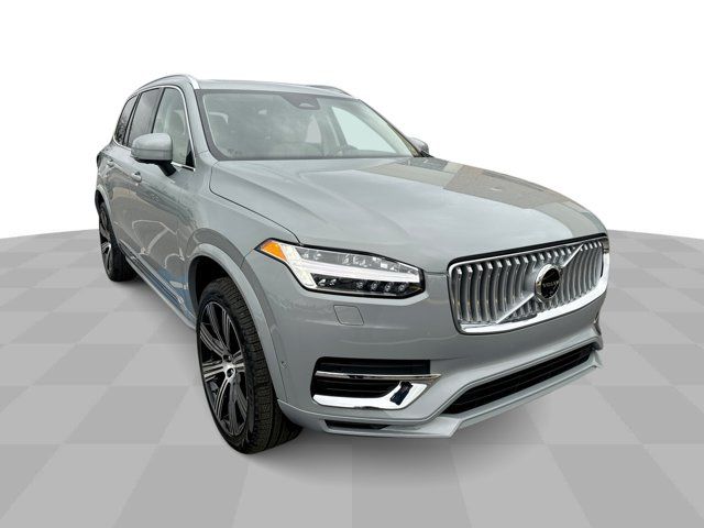 2025 Volvo XC90 Plug-In Hybrid Plus