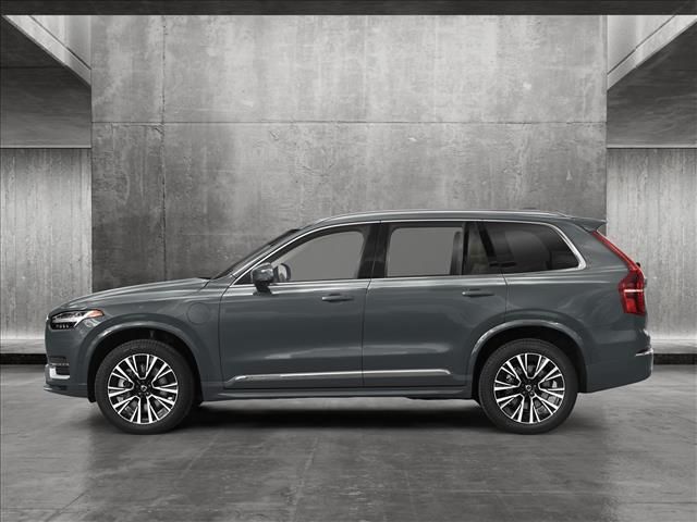 2025 Volvo XC90 Plug-In Hybrid Plus