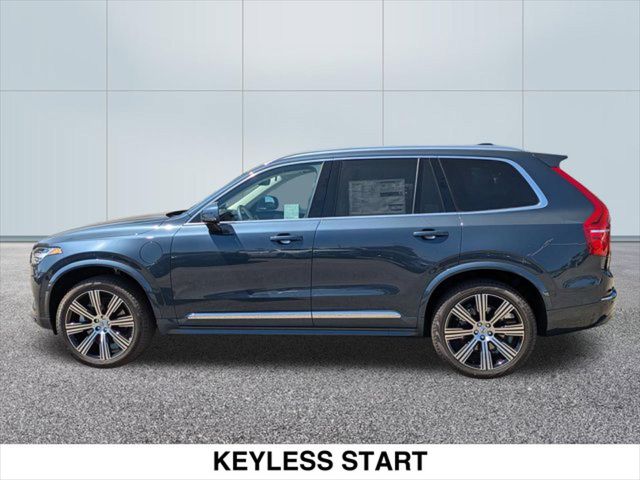 2025 Volvo XC90 Plug-In Hybrid Plus