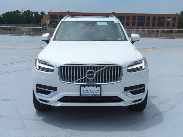 2025 Volvo XC90 Plug-In Hybrid Plus