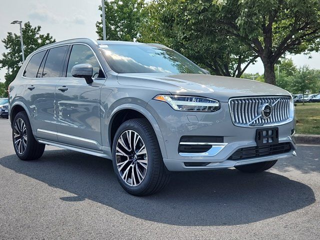 2025 Volvo XC90 Plug-In Hybrid Plus