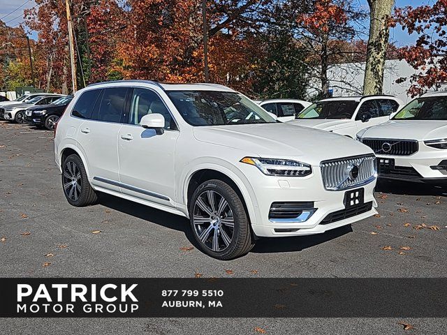 2025 Volvo XC90 Plug-In Hybrid Plus