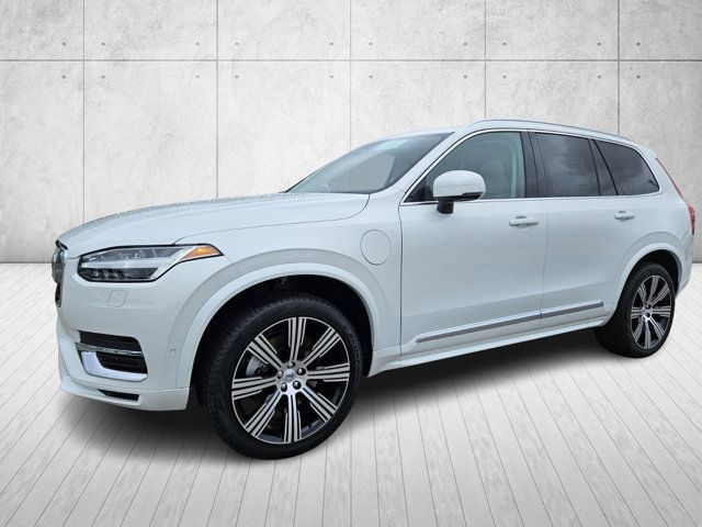 2025 Volvo XC90 Plug-In Hybrid Plus