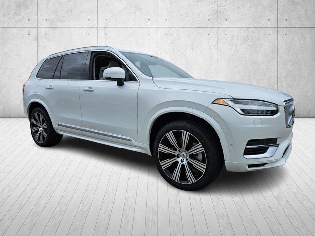 2025 Volvo XC90 Plug-In Hybrid Plus