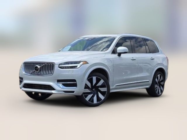 2025 Volvo XC90 Plug-In Hybrid Plus