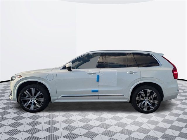 2025 Volvo XC90 Plug-In Hybrid Plus