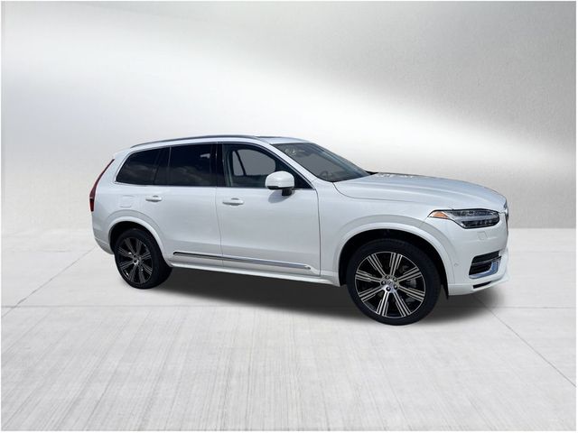 2025 Volvo XC90 Plug-In Hybrid Plus