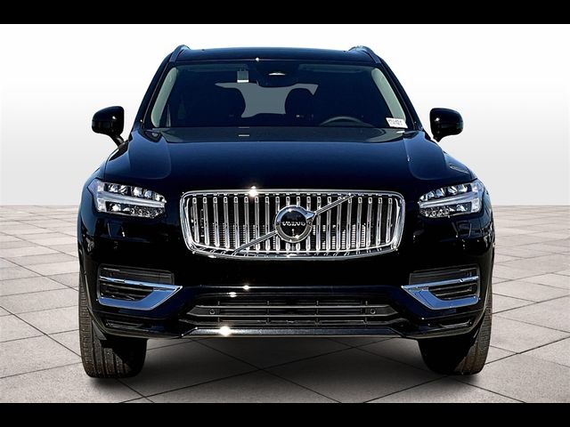 2025 Volvo XC90 Plug-In Hybrid Plus