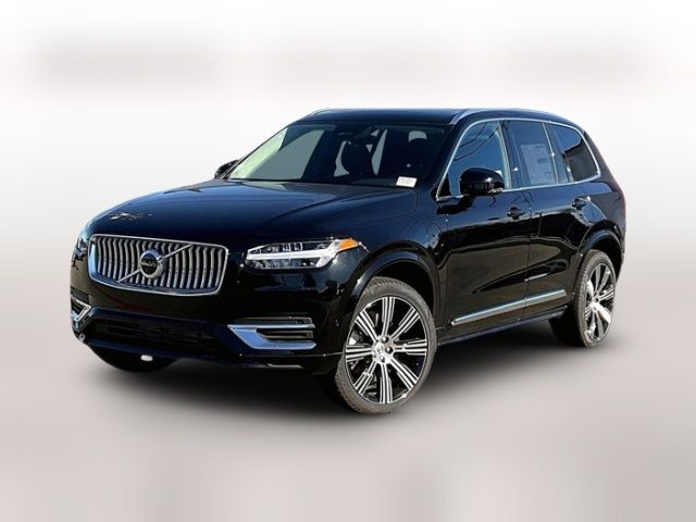 2025 Volvo XC90 Plug-In Hybrid Plus