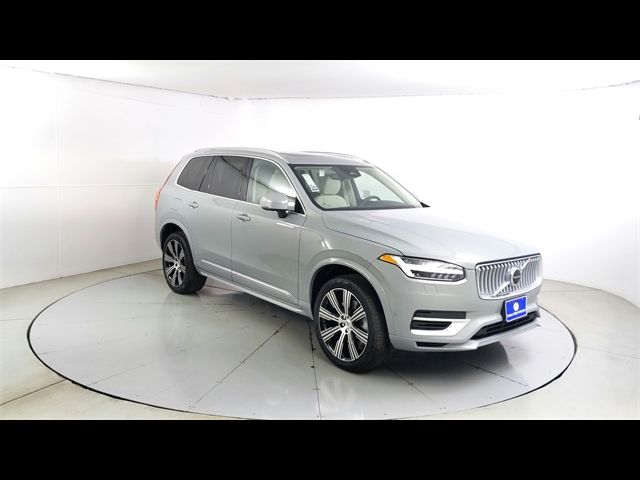 2025 Volvo XC90 Plug-In Hybrid Plus