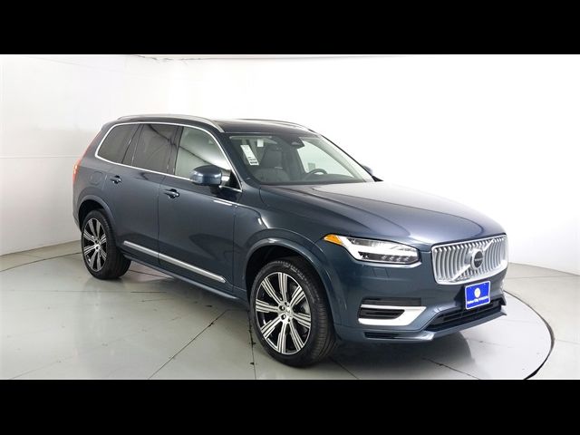 2025 Volvo XC90 Plug-In Hybrid Plus