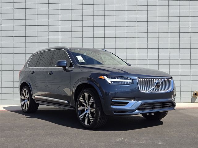 2025 Volvo XC90 Plug-In Hybrid Plus