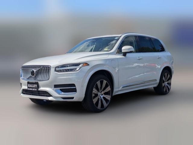 2025 Volvo XC90 Plug-In Hybrid Plus