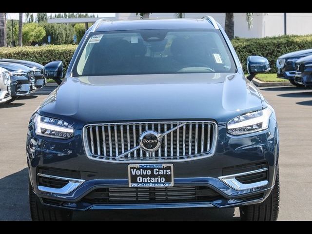 2025 Volvo XC90 Plug-In Hybrid Plus