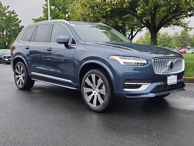 2025 Volvo XC90 Plug-In Hybrid Plus