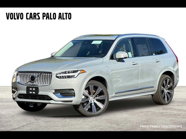 2025 Volvo XC90 Plug-In Hybrid Plus