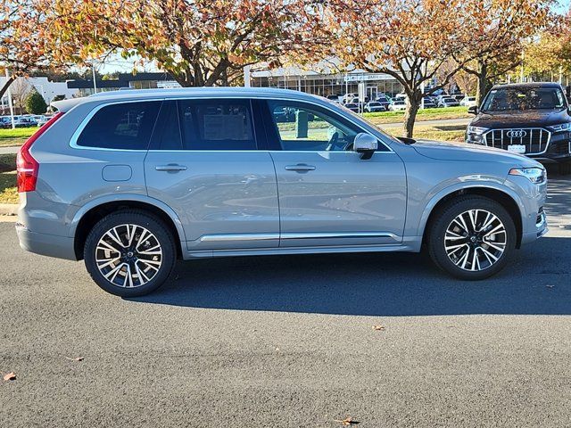 2025 Volvo XC90 Plug-In Hybrid Plus