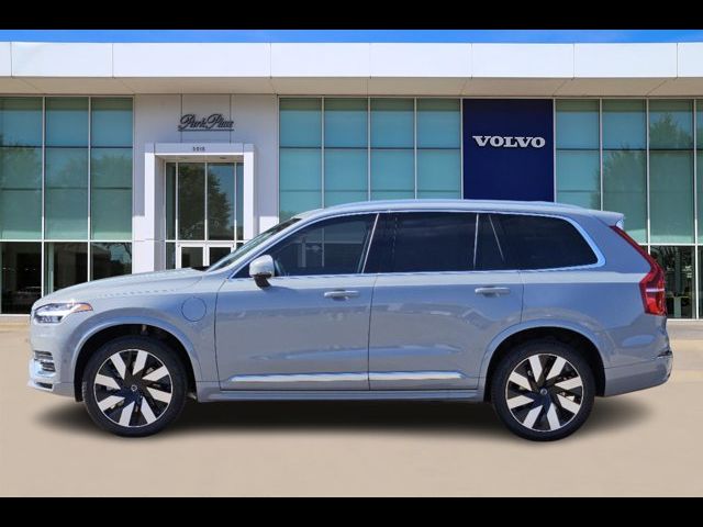 2025 Volvo XC90 Plug-In Hybrid Plus