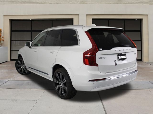 2025 Volvo XC90 Plug-In Hybrid Plus