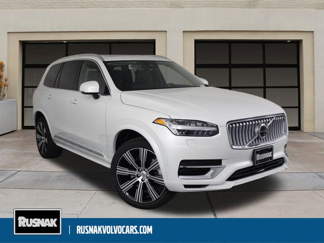 2025 Volvo XC90 Plug-In Hybrid Plus