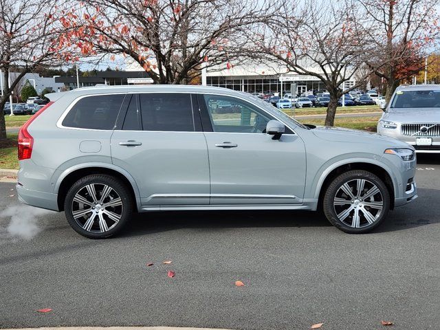 2025 Volvo XC90 Plug-In Hybrid Plus