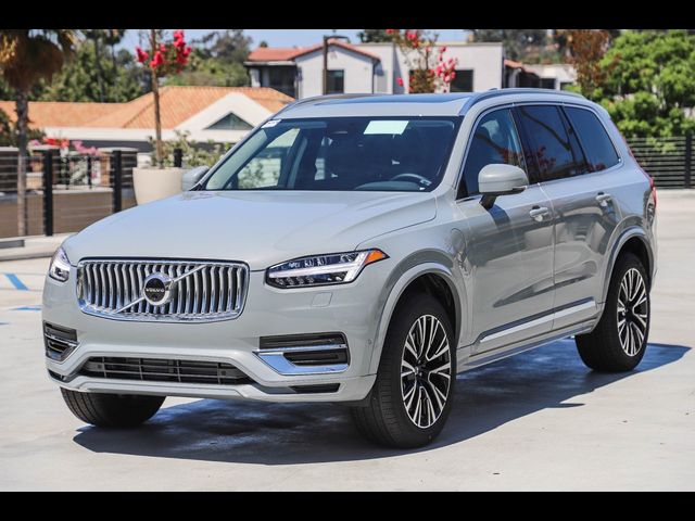 2025 Volvo XC90 Plug-In Hybrid Plus