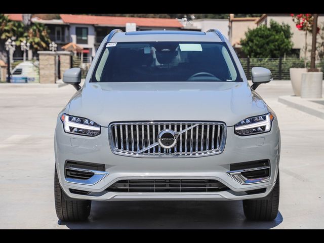 2025 Volvo XC90 Plug-In Hybrid Plus