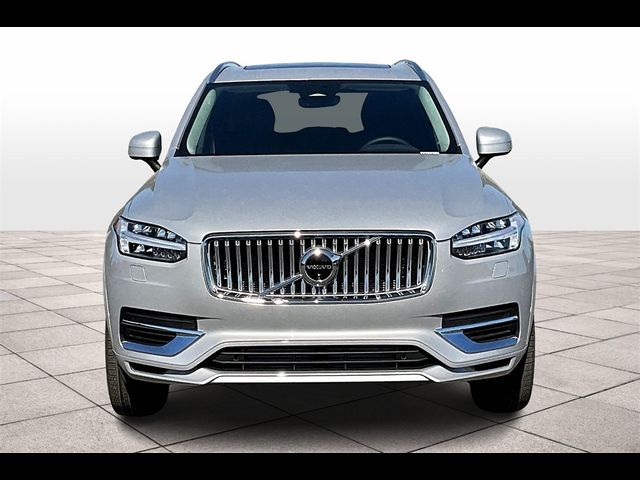 2025 Volvo XC90 Plug-In Hybrid Plus