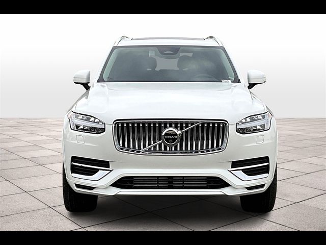 2025 Volvo XC90 Plug-In Hybrid Plus