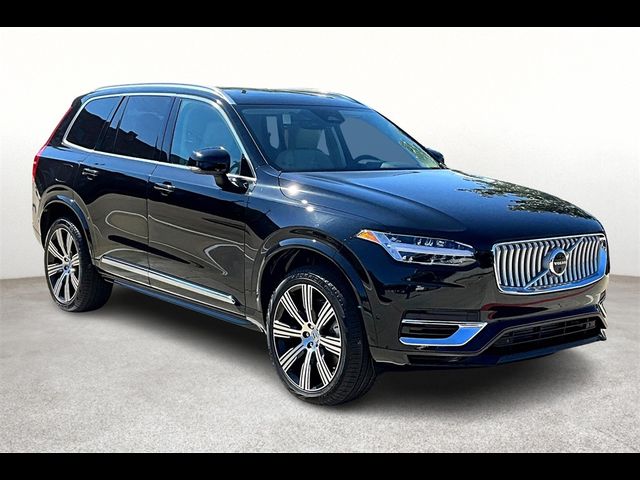 2025 Volvo XC90 Plug-In Hybrid Plus