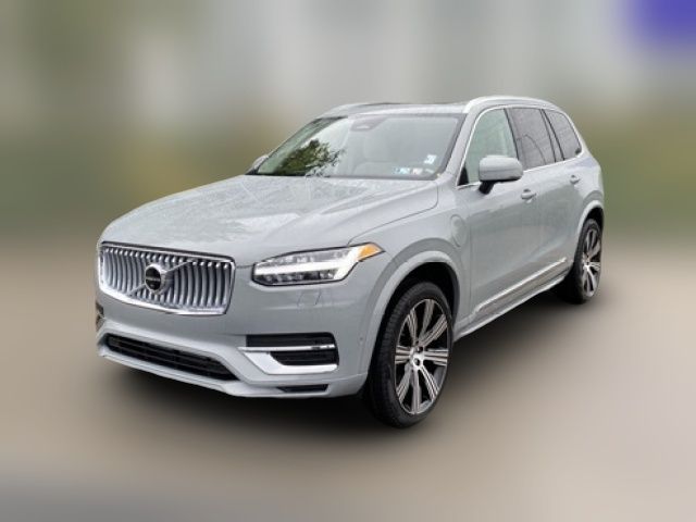 2025 Volvo XC90 Plug-In Hybrid Plus