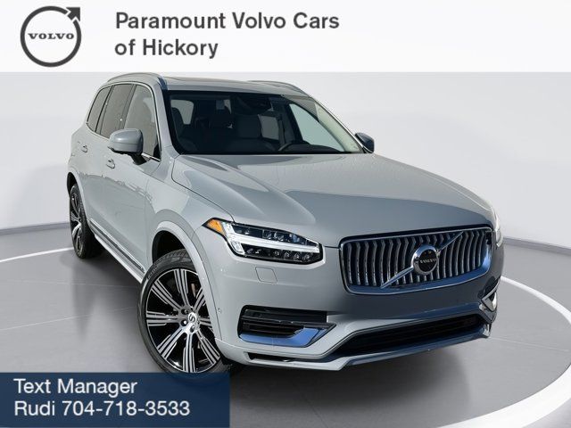 2025 Volvo XC90 Plug-In Hybrid Plus