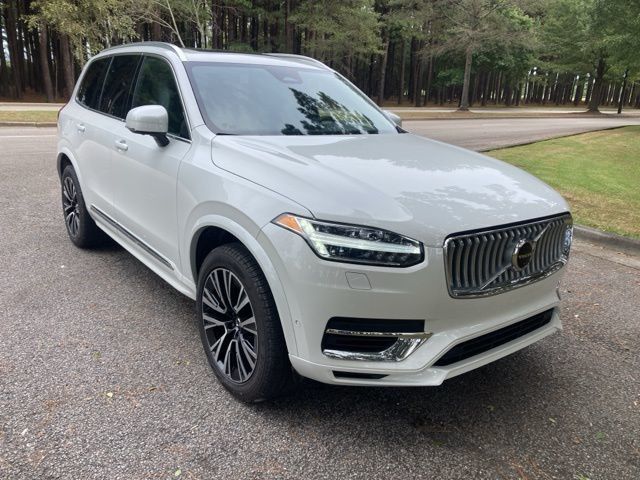 2025 Volvo XC90 Plug-In Hybrid Plus