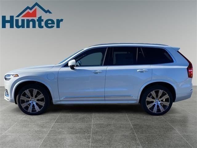 2025 Volvo XC90 Plug-In Hybrid Core