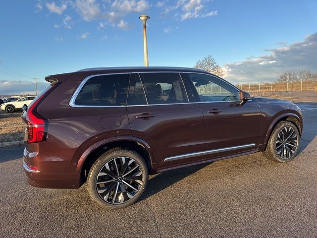 2025 Volvo XC90 Plug-In Hybrid Plus