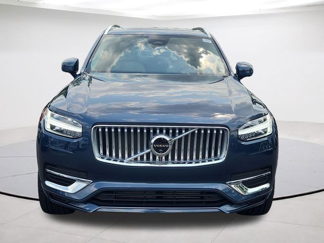 2025 Volvo XC90 Plug-In Hybrid Plus