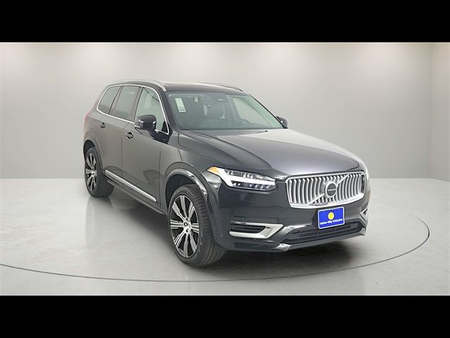 2025 Volvo XC90 Plug-In Hybrid Plus