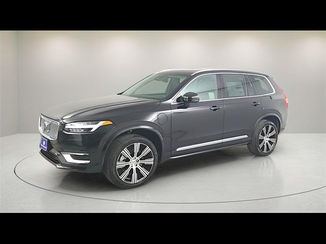 2025 Volvo XC90 Plug-In Hybrid Plus