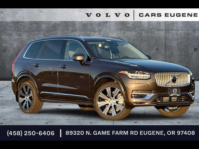 2025 Volvo XC90 Plug-In Hybrid Plus