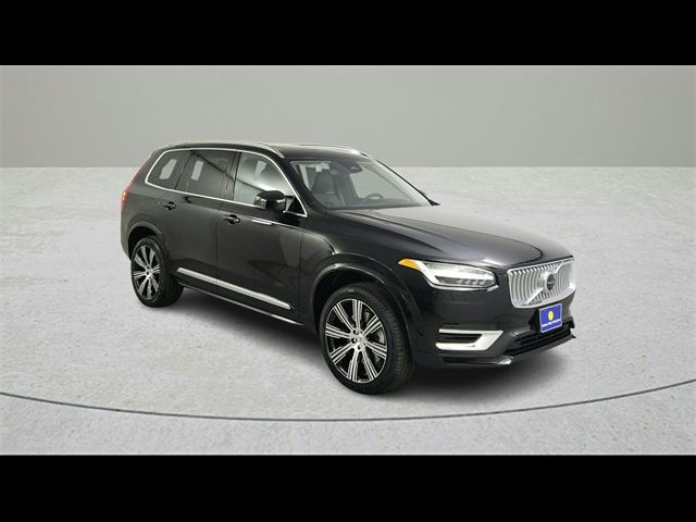 2025 Volvo XC90 Plug-In Hybrid Plus