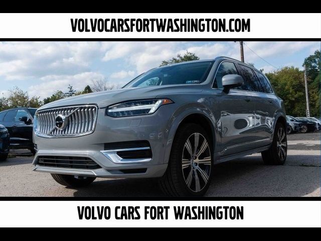 2025 Volvo XC90 Plug-In Hybrid Plus