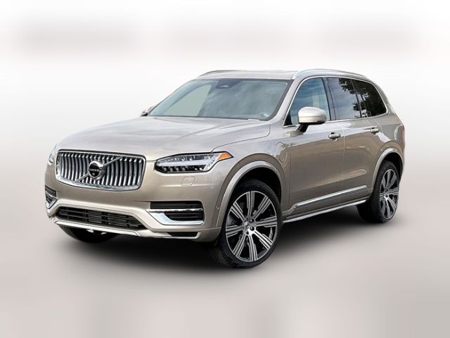 2025 Volvo XC90 Plug-In Hybrid Plus