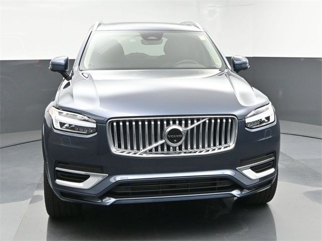 2025 Volvo XC90 Plug-In Hybrid Plus